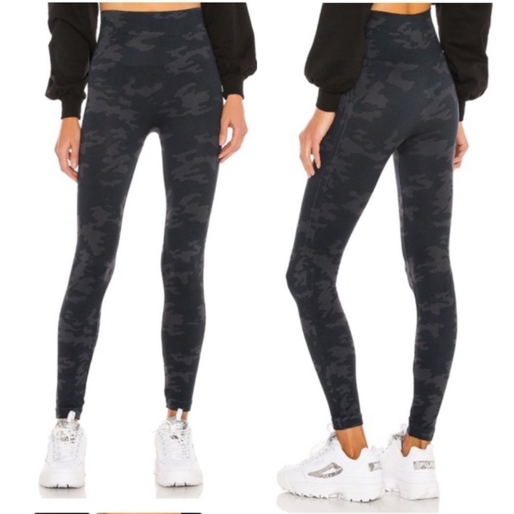 Spanx Look At Me Now Leggings In Heather Camo